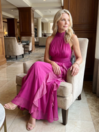Abito Maxi Orea con Collo Alto e Strati di Rouches - Eleganza e Stile Unici!
