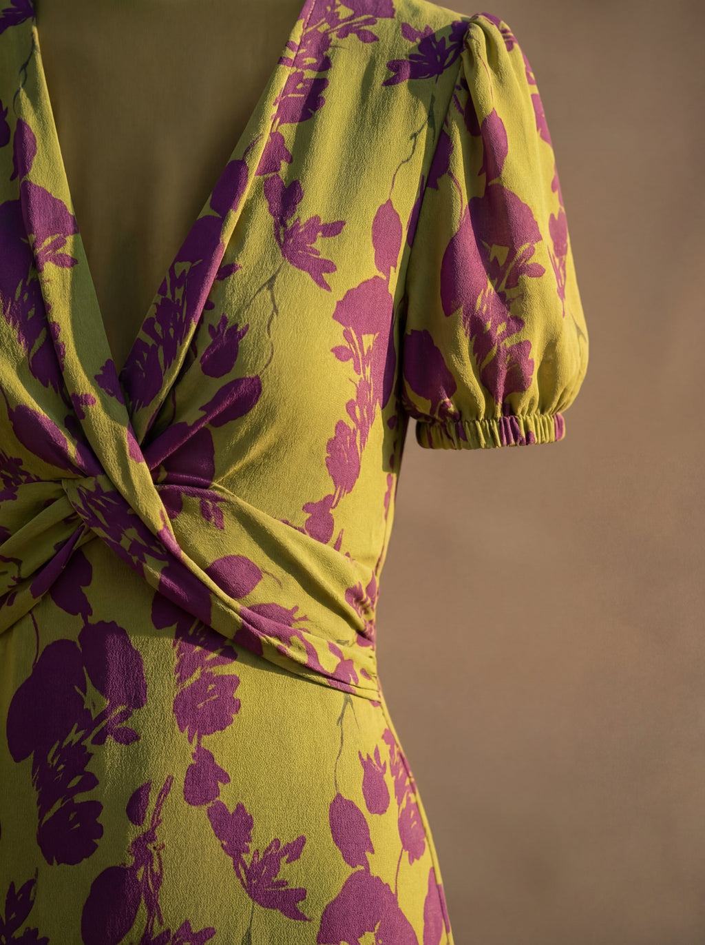 Vestito Laurel: Eleganza e Stile per Ogni Occasione