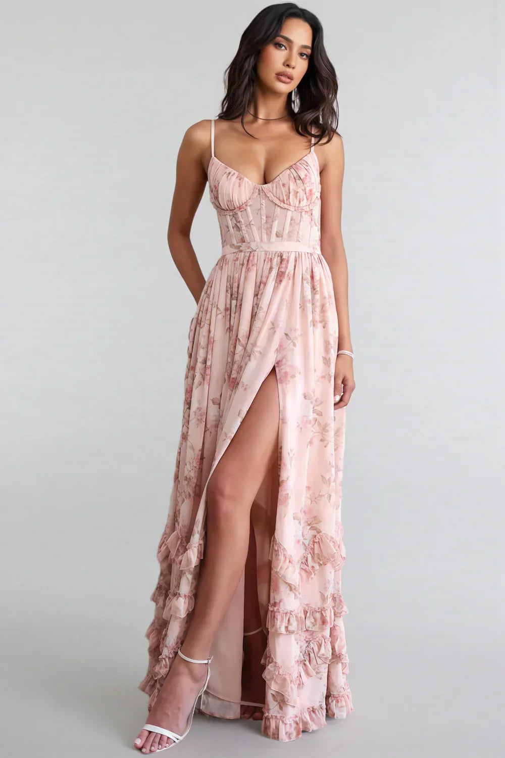 Violetta | Silhouette Incantevole: Eleganza e Stile