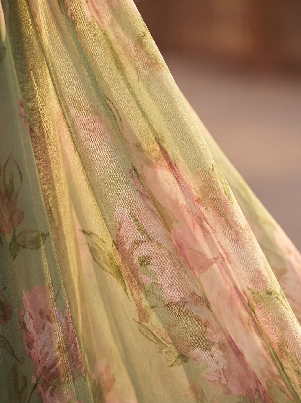 Vestito Olivia: Eleganza e Stile per Ogni Occasione