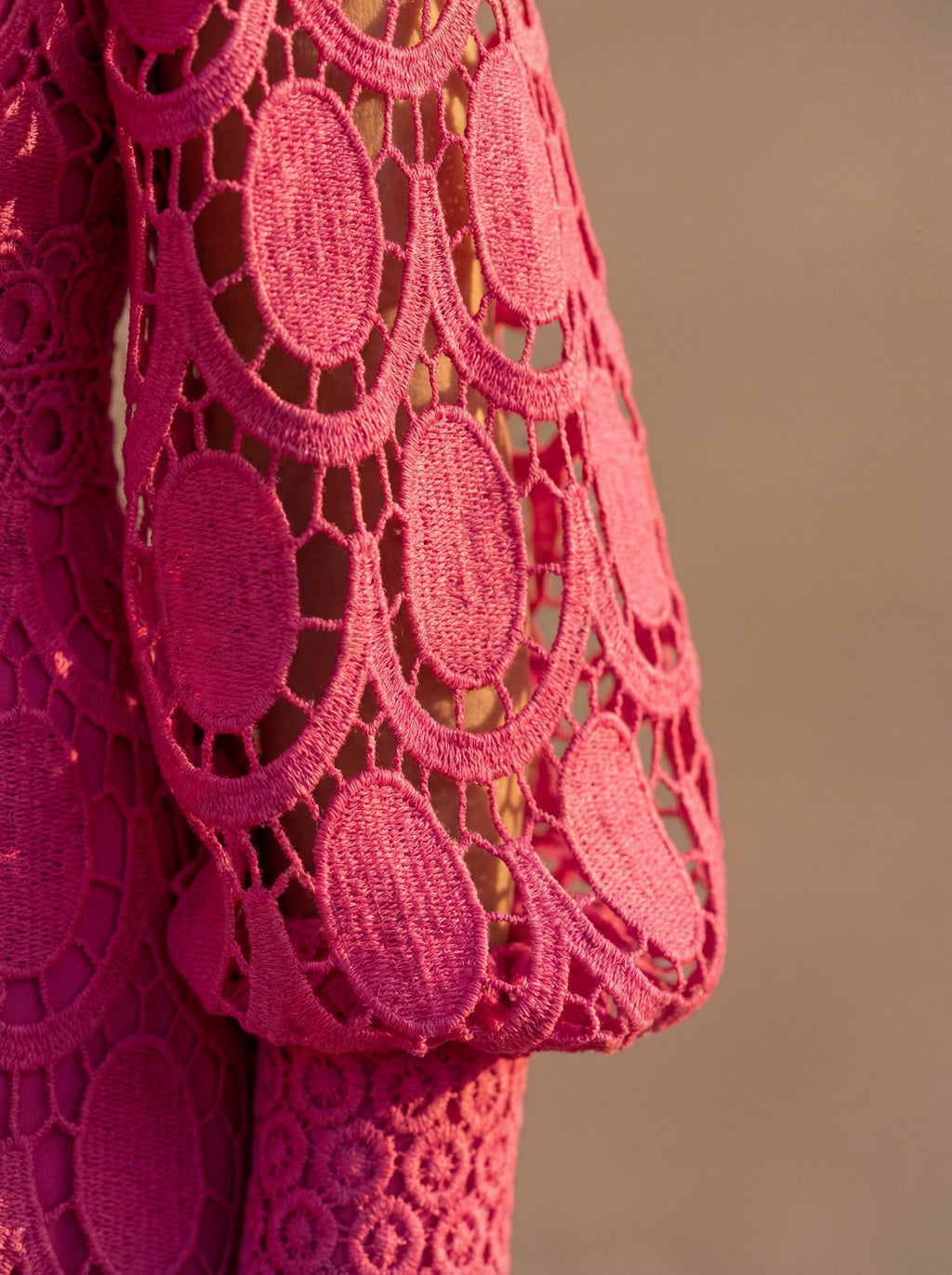Vestito Carmona: Eleganza e Stile per Ogni Occasione