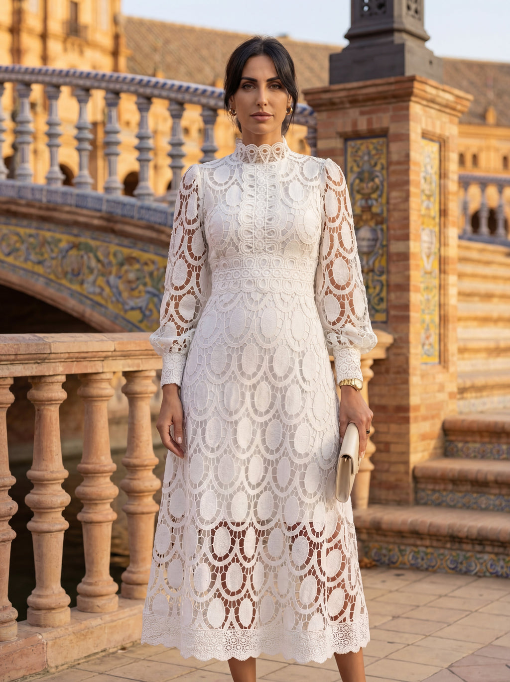 Vestito Carmona: Eleganza e Stile per Ogni Occasione