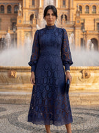 Vestito Carmona: Eleganza e Stile per Ogni Occasione