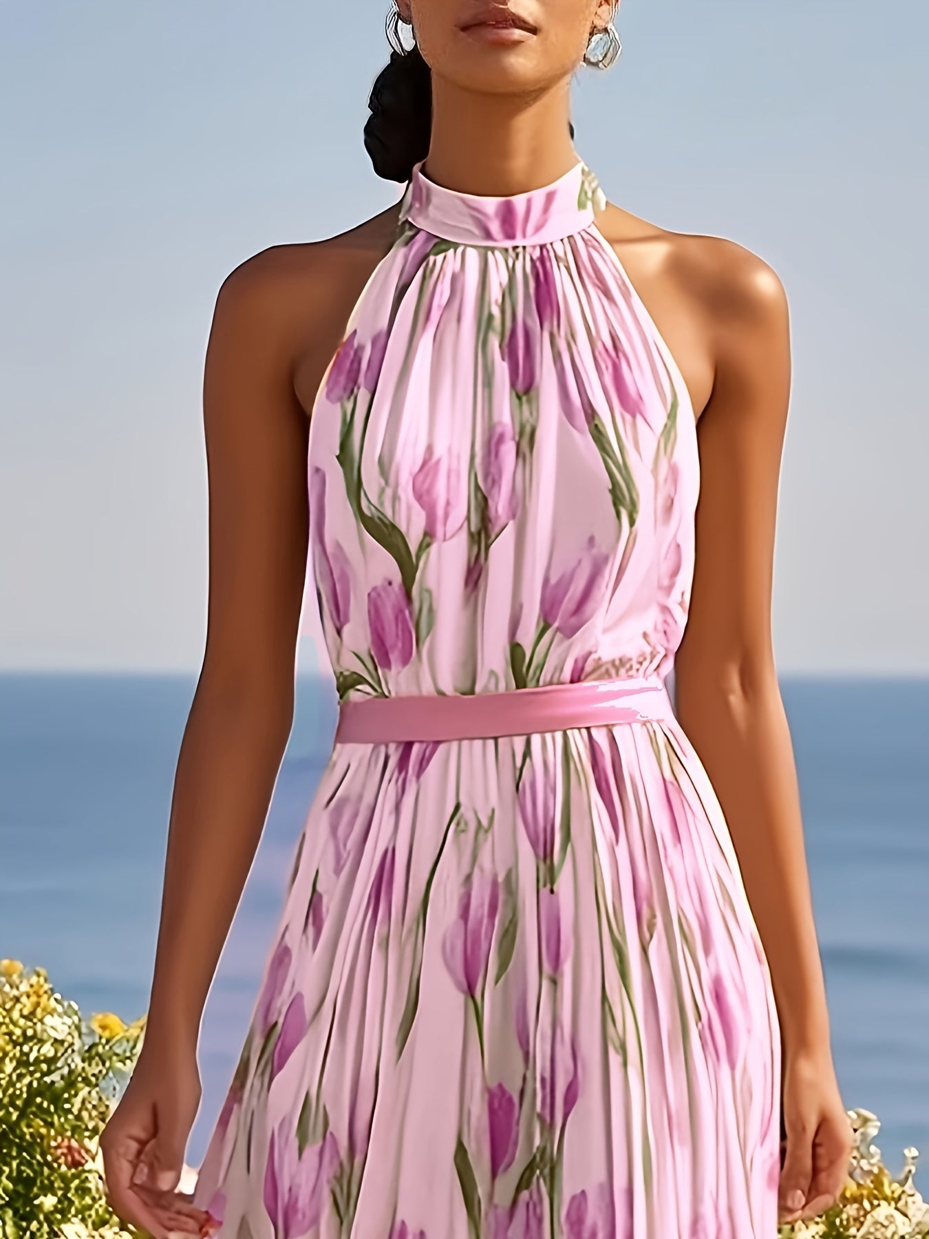 Tulipa™ - Maxi Abito Halterneck con Design a Tulipano: Eleganza e Stile Unici!