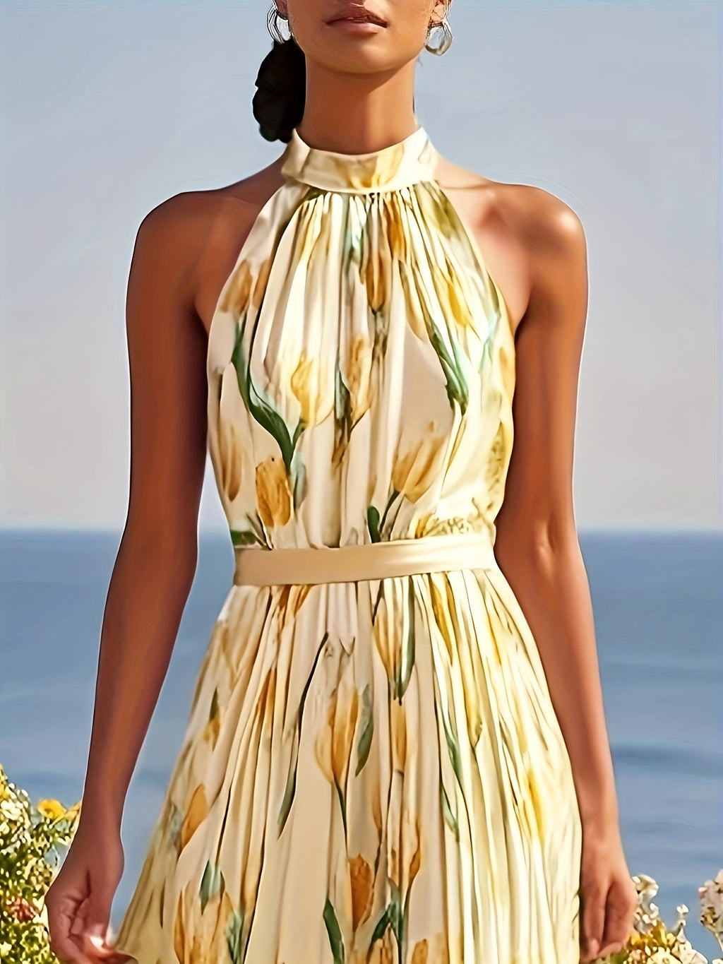 Tulipa™ - Maxi Abito Halterneck con Design a Tulipano: Eleganza e Stile Unici!