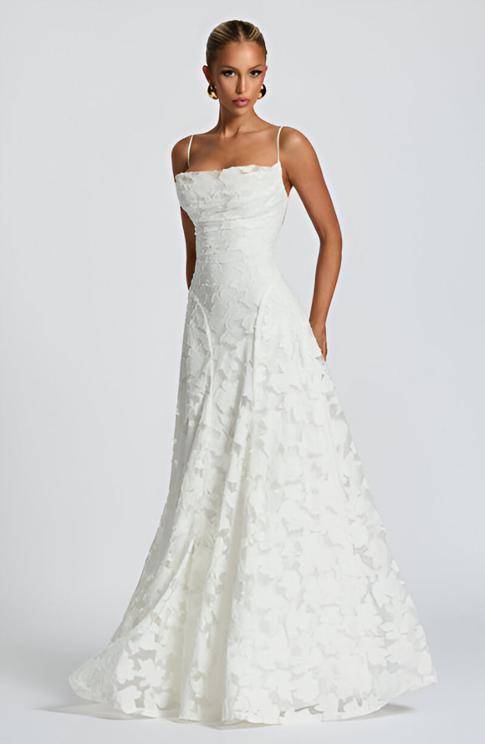 Francisa - Maxi Abito Elegante con Corsetto in Pizzo per un Look da Sogno