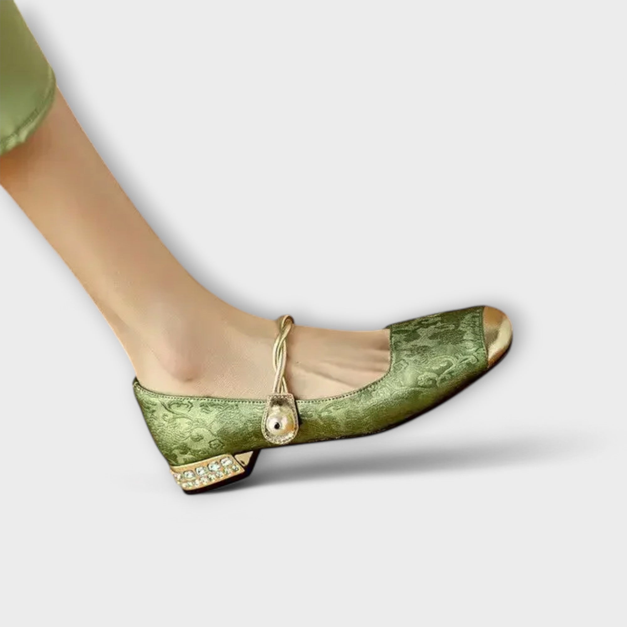 Stile e Comfort: Mocassini Loki per un Look Unico