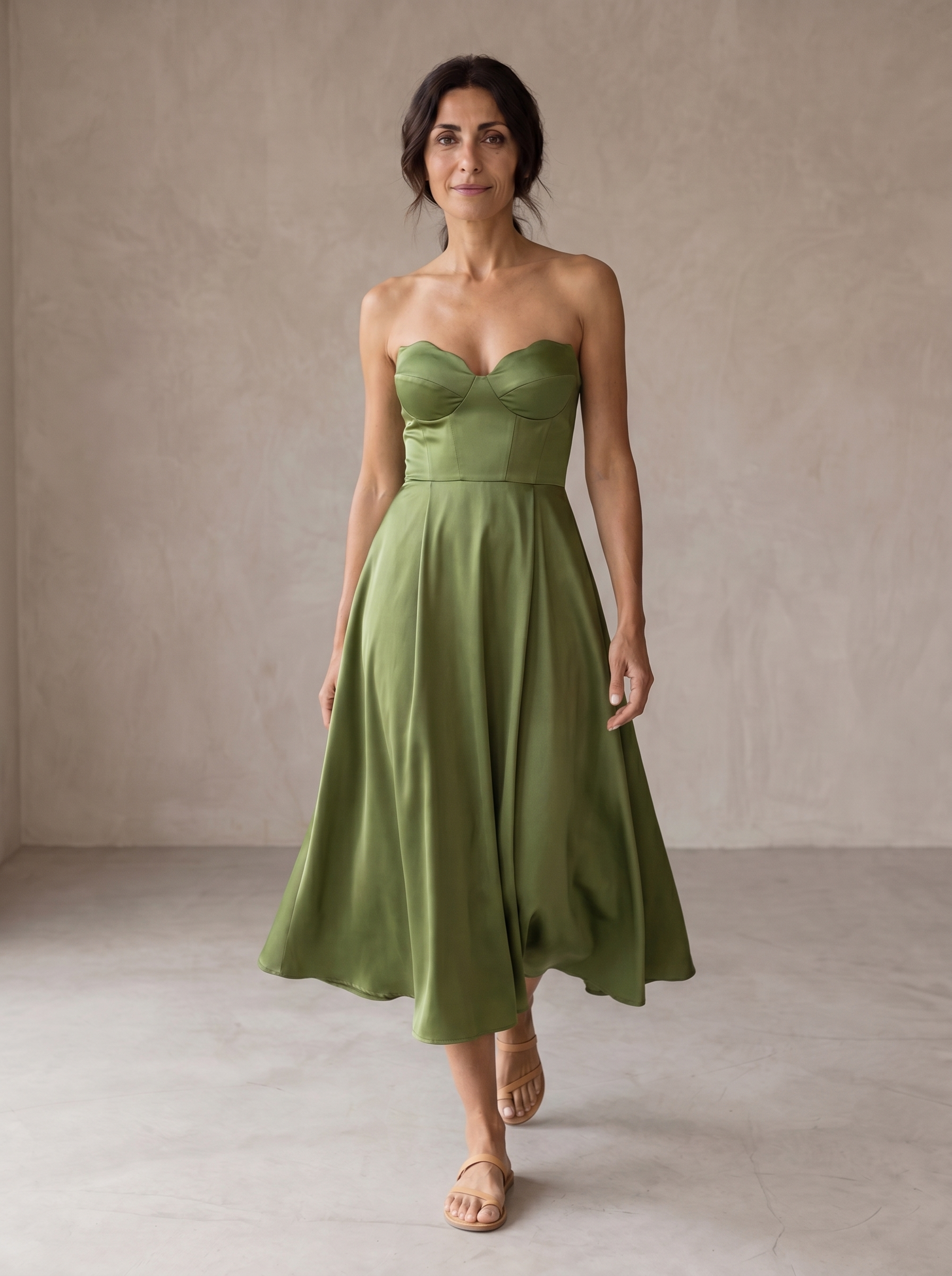 Liora | Abito Midi Chic Senza Spalline per un Look Elegante